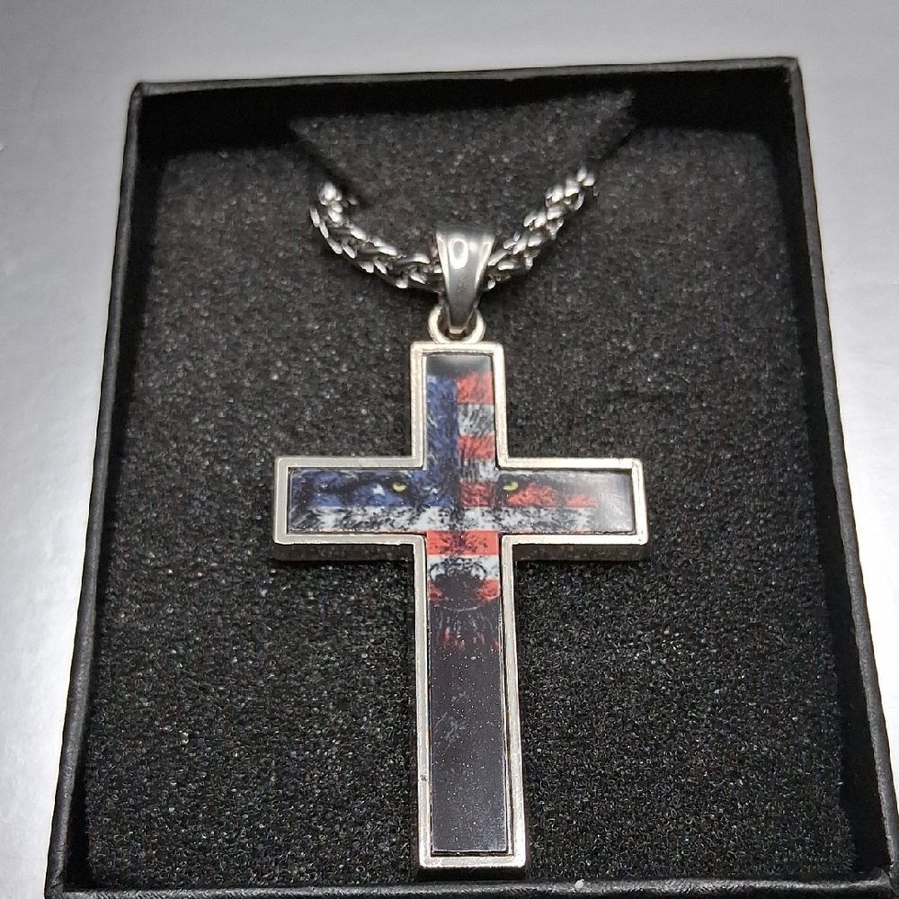 American Flag Wolf Cross‎ Mens Necklace New